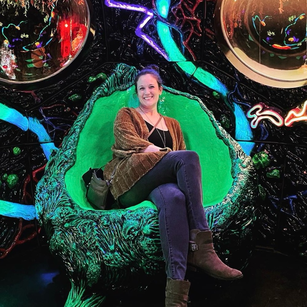 Meet your Posher, Jenny